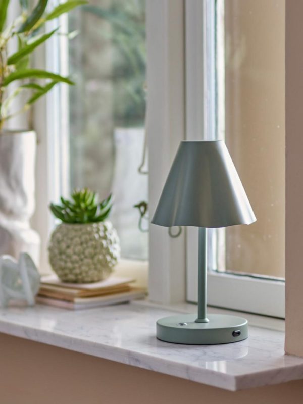 LIANNA OPPLADBAR LAMPE-Grønn