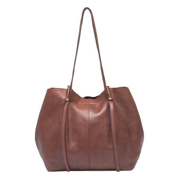 SHOPPER-Chesterfield