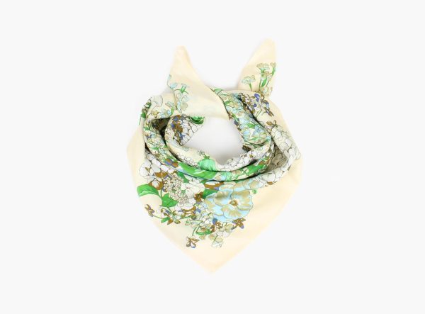 NOHR ALEXANDRA SILKESKJERF 65X65- Lys gul